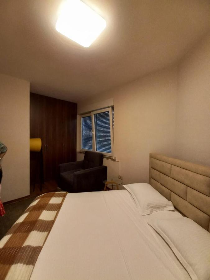 Penthouse Rooms & Aparts Tirana Exteriér fotografie
