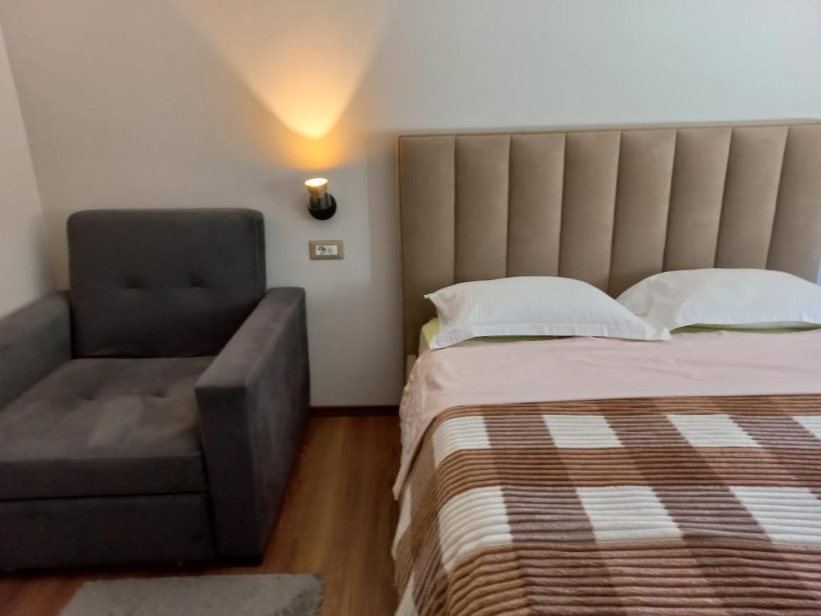 Penthouse Rooms & Aparts Tirana Exteriér fotografie