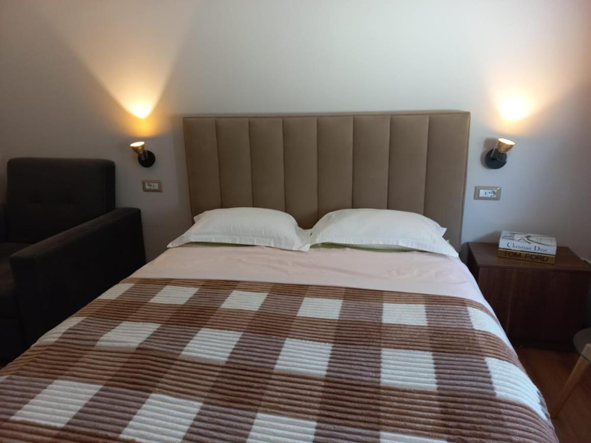 Penthouse Rooms & Aparts Tirana Exteriér fotografie